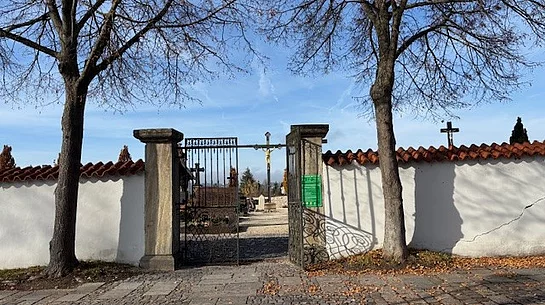 Eingangstor Alter Friedhof